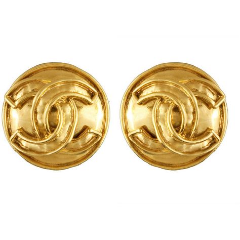 1990s Vintage Chanel Outlined Round Earrings ❤ liked on Polyvore featuring jewelry, earrings, clip back earrings, clip earrings, metal jewelry, round earrings and logo earrings Chanel 1994, Chanel Jewellery, Earrings Chanel, Mob Wife, Chanel Logo, Round Logo, Chanel Earrings, Chanel Accessories, Earrings Clip