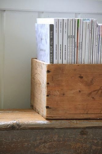 Old Wooden Boxes, Magazine Storage, Pantry Labels, Unusual Plants, Cleaning Organizing, Home Staging, Wooden Box, Storage And Organization, Getting Organized