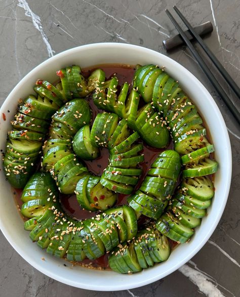 Spiral Asian Cucumber Salad | Sivan's Kitchen Chinese Salad Dressing, Chinese Salad, Marinated Cucumbers, Asian Cucumber Salad, Persian Cucumber, Beach Meals, Cucumber Recipes, Recipes Appetizers And Snacks, Fool Proof Recipes