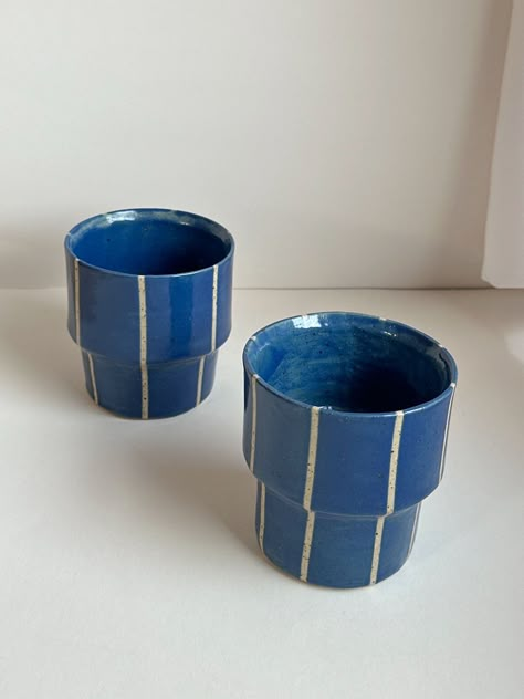 ✽ Set of 2 stackable tumbler cups. ✽ Hand-built using the slab building method✽ Hand-pained glaze✽ Dishwasher and microwave safe, hand-washing recommended Holds about 9 fl oz.Approximate size: 3.25 in tall x 3.25 in diameter Pottery Glaze Color Palette, Stackable Ceramic Mugs, Mayco Winter Wood Glaze Combinations, Ceramic Coffee Tumbler, Confetti Glaze Pottery, Ceramic Tumblers Pottery, Pottery Tumbler Ideas, Hand Built Cups, Ceramics Glazing Ideas