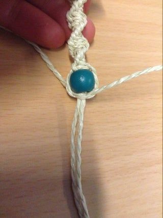 DIY: Macramé Necklace : 5 Steps - Instructables Diy Macrame Necklace Tutorial, Boho Bracelets Tutorial, Hemp Bracelet Diy, Diy Macrame Necklace, Crystal Necklace Diy, Hemp Bracelet Patterns, Diy Necklaces Tutorial, Diy Braided Bracelet, Diy Bracelets With String