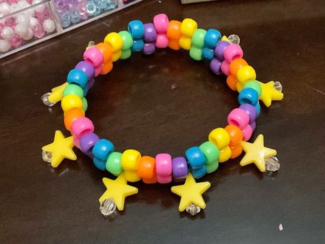 Rainbow Kandi, Kandi Inspiration, Beaded Bracelet Ideas, Pulseras Kandi, Kandi Cuff Patterns, Kandi Beads, Kandi Cuffs, Diy Kandi Bracelets, Pony Bead Bracelets