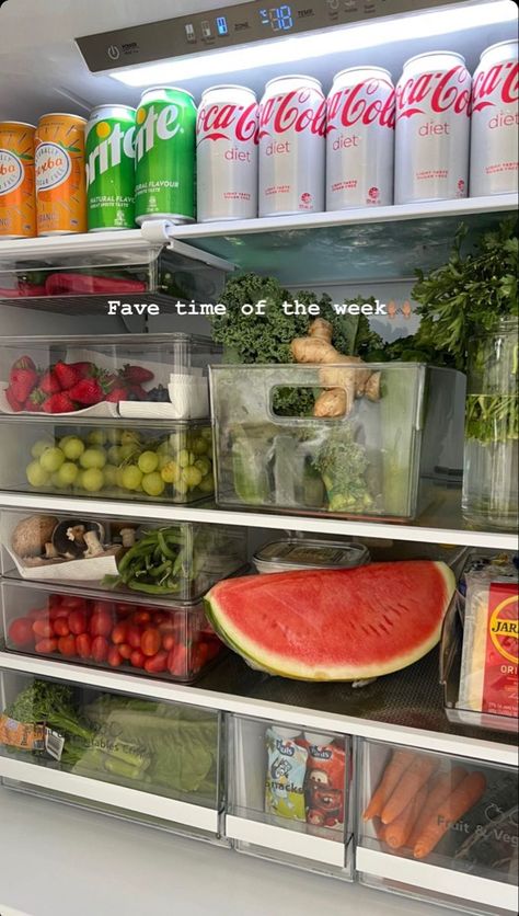 Fridge Food Ideas, Dream Fridge, Healthy Fridge, Body Acne, Healthy Food Motivation, Life Board, Hormonal Acne, Fridge Organization, Cystic Acne