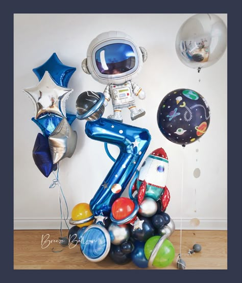 Floor Balloon Garland, Space Birthday Balloons, Space Balloons, Airplane Birthday Decorations, Astronaut Balloon, Police Birthday, Dinosaur Birthday Party Decorations, Astronaut Party, 1st Birthday Balloons