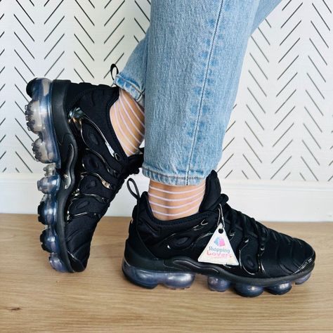 🤩Nike Air VaporMax Plus 7 Women Comfort Shoes Black DH1063-001 Sneaker running Nike Jordan 1 Mid, Blue College, Air Vapormax Plus, Nike Air Vapormax Plus, Silver Sneakers, Nike Air Max Thea, Fashion Shoes Sneakers, Air Vapormax, Pink Sneakers