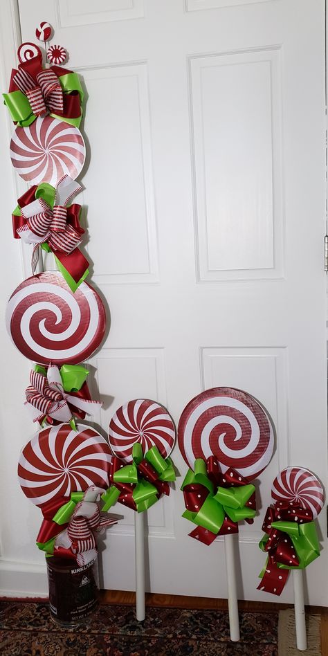 Candy Cane Christmas Window Display, Diy Peppermint Candy Decorations, Candy Stickers, Peppermint Christmas, Christmas Window Display, Candy Decorations, Gingerbread House Decorations, Peppermint Candy, Christmas Window