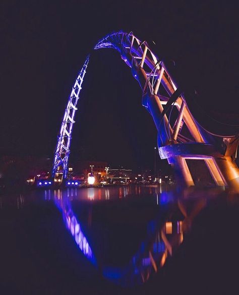 South Dakota Tourism on Instagram: “📷: @evoquephotos We love this shot of the Arc of Dreams in downtown Sioux Falls! At the center of the Arc is an 18-foot gap, 70 feet above…” Sioux Falls South Dakota, Driving Photography, Sioux Falls, My Town, Sydney Harbour Bridge, Sioux, South Dakota, Travel Bucket List, Travel Bucket