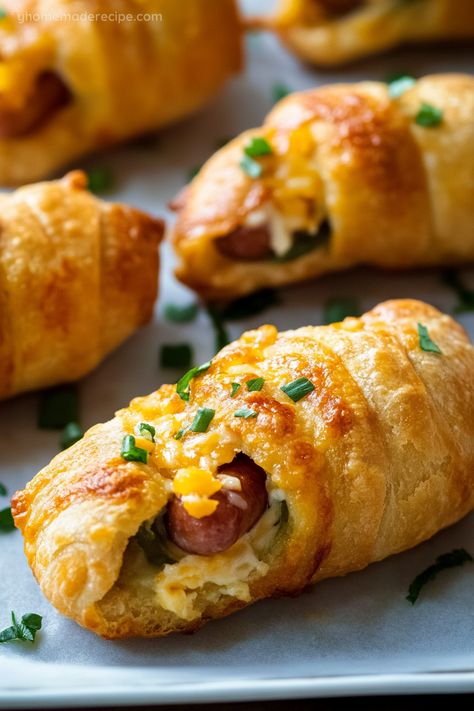 Jalapeno Popper Pig In A Blanket, Jalapeno Popper Pigs In A Blanket Recipe, Sweet And Spicy Appetizers, Jalapeño Pigs In A Blanket, Jalapeno Poppers Pigs In A Blanket, Jalapeño Popper Pigs In A Blanket, Little Smokies Crescent Rolls, Popper Pigs In A Blanket, Potato Cheese Bites