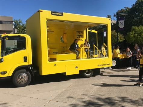 Custom Food Trucks, Event Booth Design, Led Truck, Golf Event, Food Truck Design, Custom Recipe, Stall Designs, Display Advertising, Guerilla Marketing