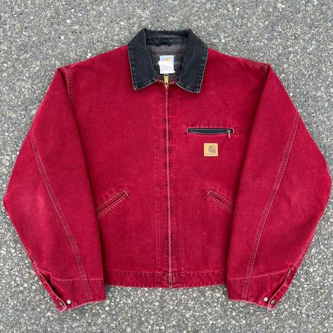 Vintage j97 CRI Carhartt red RARE Detroit work wear jacket Maroon Jacket Outfit, Carhartt Jacket Outfit Men, Red Carhartt Jacket, Carhartt Jacket Outfit, Jacket Outfit Men, Work Wear Jacket, Carhartt Streetwear, Maroon Jacket, Collar Fashion