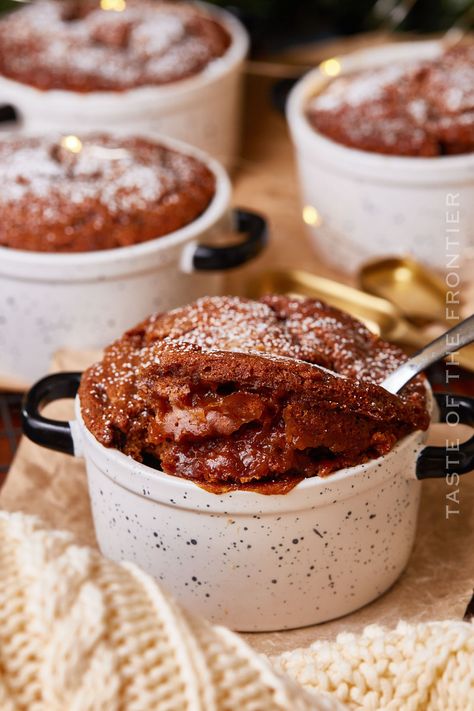 Beautiful little ramekins of Gingerbread Pudding Cake are a classic holiday treat that brings back all the wonderful memories from childhood. Gingerbread Pudding Cake, Gingerbread Pudding, Gingerbread Pancakes, Gingerbread Cake Recipe, Christmas Truffles, Cream Horns, Vanilla Bean Ice Cream, Gingerbread Cake, Pudding Cake