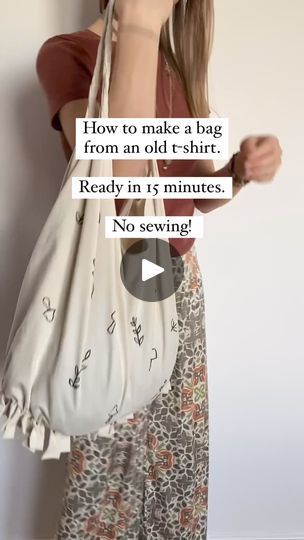 69K views · 879 reactions | Create a bag using your old shirt without sewing by @denali.artstudio!

Great work! 

#sustainablefashion #upcycledshirt #upcycledbag #sustainablefashion | My Walk in Wardrobe Bag Out Of T Shirt, How To Make A Bag Out Of A Shirt, Bag From T Shirt, T Shirt Bags How To Make A, How To Make Bags From Clothes, How To Make Bag, How To Make A Bag, How To Make Bags, T Shirt Bags