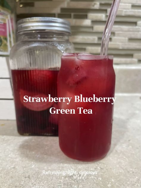 Flavored Green Tea Recipes, Tea Video, Blueberry Green Tea, Strawberries Blueberries, Iced Tea Recipes, Strawberry Blueberry, Tea Recipes, Iced Tea, Blueberries