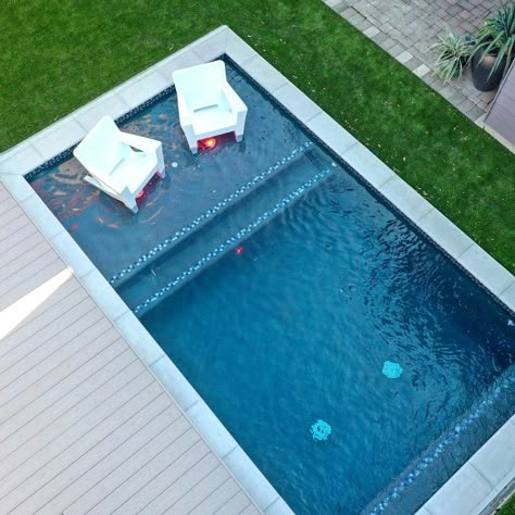 Pool Landscaping Backyard, Spool Pool, Small Pools Backyard, Piscinas Pequeñas, Mini Swimming Pool, Swimming Pool Ideas, Small Inground Pool, Dipping Pool, Pools For Small Yards