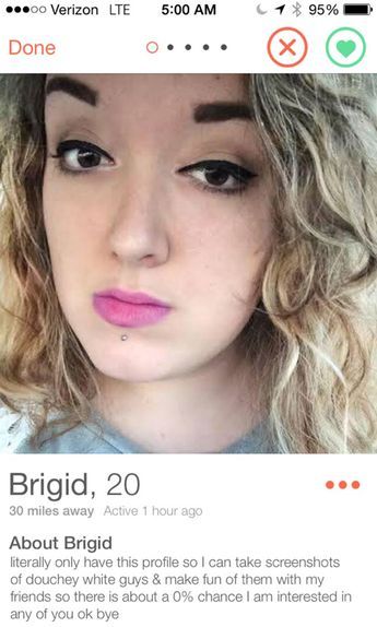 Funny Tinder Bios, Funny Tinder, Tinder Profiles, Tinder Humor, Woman Meme, Tinder Profile, Hilarious Quotes, Games For Boys, Dating Tumblr