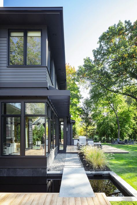 Tour this fabulous modern prairie style house in Massachusetts Praire Style Homes, Modern Prairie House, Modern Prairie Style, Newton Massachusetts, Modern Prairie, Wilderness Retreat, Prairie House, Saltbox Houses, Prairie Style Houses