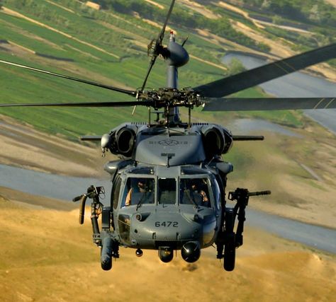 Special Forces helicopter Sikorsky HH-60 Pavehawk  #sikorsky  #hh60pavehawk #blackhawk #helicopter #specialoperations… Blackhawk Helicopter, Military Pictures, Military Helicopter, Us Military, Special Operations, Picture Search, Paint Schemes, Military Aircraft, Resident Evil