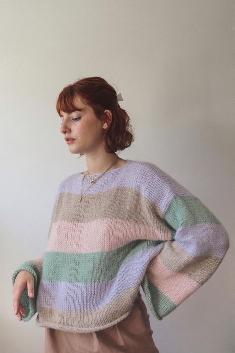 This is a beginner friendly sweater, that's knitted up in stocking stitch colour block stripes. With an oversized, boxy shape, this sweater is an easy throw on piece. Colour Block Knit Sweater, Colour Block Sweater, Knitting Things, Green Lipstick, Striped Knitted Sweater, Knit Projects, Jumper Patterns, Sweater Knitting, Thick Sweaters