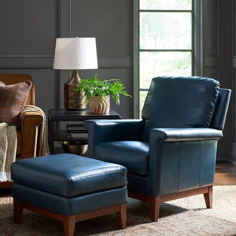 Ferndale Reclining Chair | La-Z-Boy Blue Family Room Ideas, Best Recliner Chair, Stylish Recliners, Boys Furniture, Lazy Boy, Office Chair Design, Unique Key, Understated Style, Elegant Chair