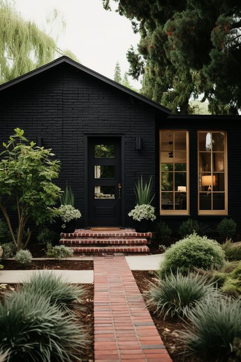 Black Beach House, Black Home Exterior, Home Exterior Ideas, Black Homes, Black Houses, Home Exterior Makeover, Exterior Makeover, Casa Exterior, Home Exterior