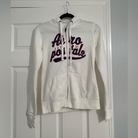 White Aeropostale Zip Up Hoodie With Logo Brand New With Tags Make An Offer! Bundle With Other Items From My Closet For A Deal! Sets Outfit, Aeropostale Hoodies, Sweater White, Cozy Outfit, Zip Up Sweater, 2000s Fashion, Zip Up Hoodie, Colorful Hoodies, White Sweaters