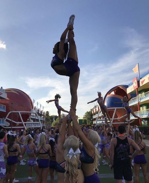 Spirit of Texas A-Team Kylana Whitley Worlds 2017 / pin uploaded by @beccaclarkkk Cheerleading Worlds Aesthetic, Fnl Aesthetic, Worlds Cheer, Cheer Worlds, Cheerleading Worlds, Cheer Nationals, Cool Cheer Stunts, Cheer Flyer, Cheer Dance Routines