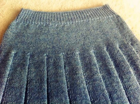 Knitted Pleats, Pleated Knit Skirt, Knitting Skirt Pattern, Knit Pleats, Knitted Skirt Pattern, Crochet Pleated Skirt, Knitting Skirt, Knitted Skirt, Tennis Skirt Pattern