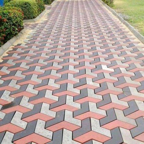 Paver Driveway Ideas, Parking Tiles Design, Home Tiles Design, Beautiful Houses Exterior, Paver Ideas, Parking Tiles, Concrete Patio Makeover, Paver Blocks, Driveway Ideas