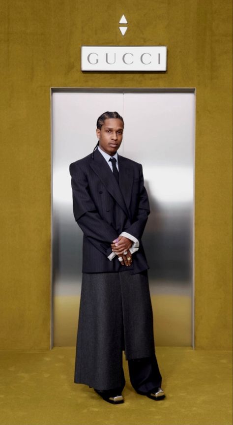 Asap Rocky Outfits, Paris Fashion Week Runway, Gala Outfit, Classy Suits, Mens Blazer Jacket, Concept Clothing, Asap Rocky, Street Fashion Men Streetwear, Mens Outfit Inspiration