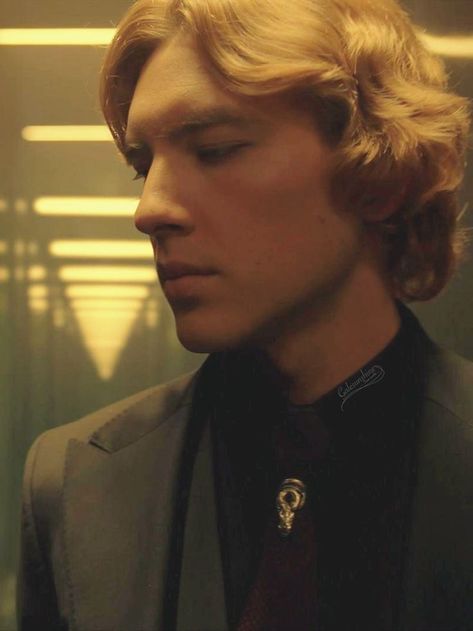 Michael Langdon Wallpaper, American Horror Story Characters, Michael Langdon, Fern Michaels, American Horror Story 3, Cody Fern, Fictional Character Crush, Vampire Stories, Dear Future Husband