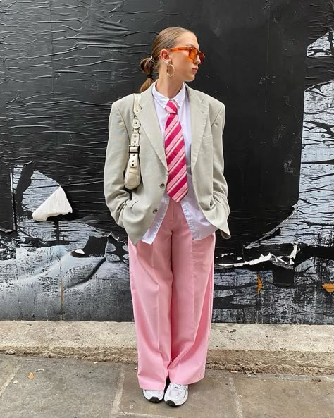 Women In Ties Outfits, Tie Outfit, Fest Outfits, Stage Outfit, Pink Pants, Mode Vintage, Outfits Casuales, Fashion Killa, Fit Inspo