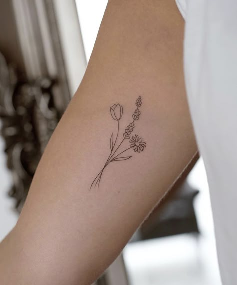 Tattoos With Deep Meaning, Dainty Flower Tattoos, Tiny Flower Tattoos, Tulip Tattoo, Quote Tattoos, Bouquet Tattoo, Small Pretty Tattoos, Petite Tattoos, Instagram Flowers