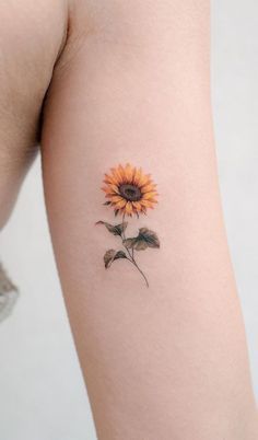 Yin Yang Tattoo, Yang Tattoo, The Trend Spotter, Best Tattoo Ideas, Sunflower Tattoos, Tattoo Ideas For Women, Tattoo Style Drawings, Modern Tattoos, Tattoo Cover