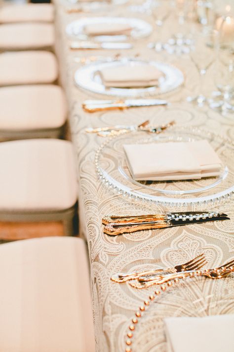 Gold Tablecloth Wedding, Wedding Table Linen Ideas, Wedding Planning Calendar, Bridesmaid Dress Shopping, Wedding Reception Tablescapes, Gold Table Setting, Wedding Planner Logo, Vintage Wedding Table, White Runway