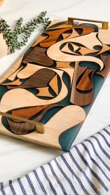 Epoxy Wooden Tray, Resin Art Chopping Board, Resin Wood Serving Tray, Resin Art Cheese Board, Wood And Resin Serving Tray, Wood Resin Table, Wood Cheese Board, Wood Resin, Resin Table