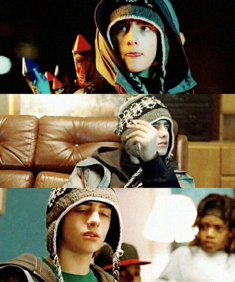 Attack The Block, Witch Mom, Skating Outfit, Smell Of Rain, Skating Outfits, Character Reference, Fav Characters, Attractive People, Movie Characters