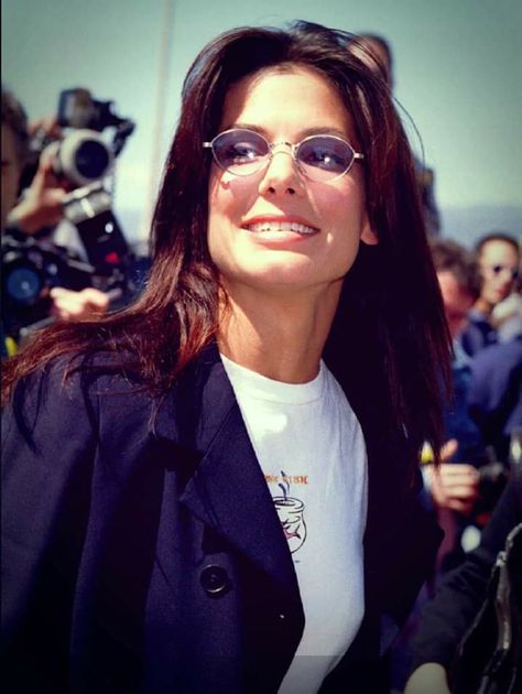 Oliver Peoples Glasses, Sandra Bullock, Oliver Peoples, A Woman