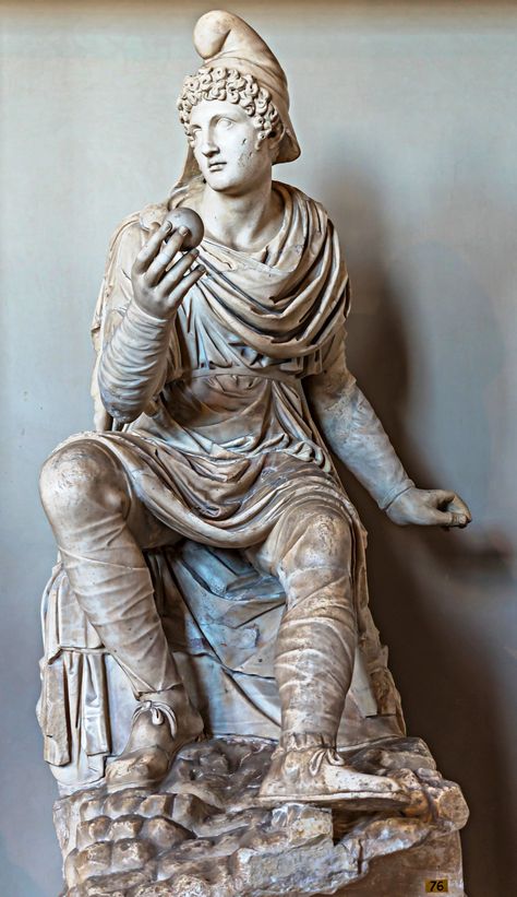 Paris Troy, Paris Of Troy, Palazzo Altemps, Ancient Greek Statues, Albanian Art, Goddess Aphrodite, Greek Goddesses, Roman Artifacts, Albanian Culture