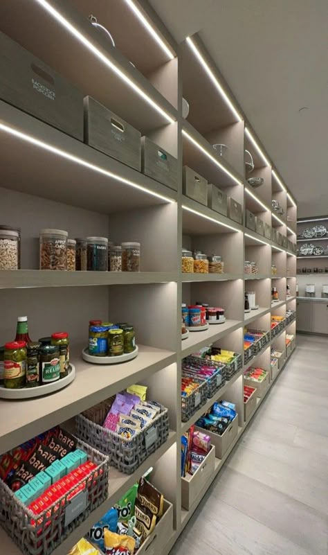 Dröm Hus Planer, House Pantry, Dream Pantry, Desain Pantry, Pantry Remodel, Modern Kitchen Design Luxury 2023, House Organisation, Modern Kitchen Design Luxury 2020, House Essentials