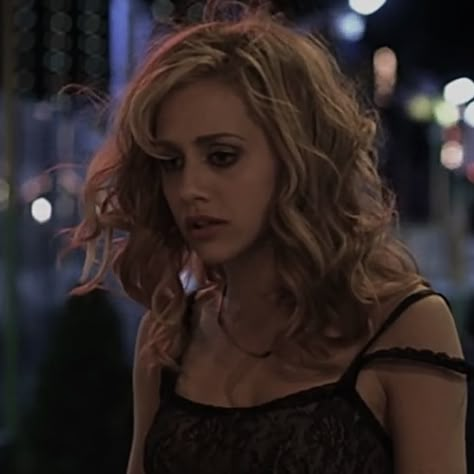 Brittany Murphy Uptown Girls, Manic Pixie Dream Girl Aesthetic, Stoker Movie, Uptown Girls Movie, Britney Murphy, Brittany Murphy, Manic Pixie Dream Girl, Pretty When You Cry, Uptown Girl