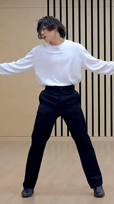 Jungkook With White Shirt, Jungkook In White Shirt, Jungkook In White, Black Pants Outfit, One Direction Wallpaper, Shirt Tucked In, Pants Outfit, Korean Singer, White Shirt