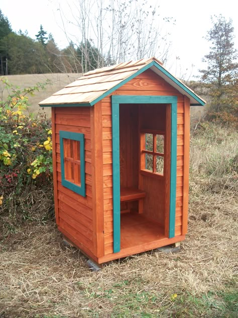 Bus Shanty - live in the city but would be nice to make a small one for when we have rain or snow. School Bus Shelter, Kids Bus, Shelter Ideas, Repurposed Windows, Corrugated Metal Roof, Bus Shelters, Old Train Station, Stop Waiting, Potting Sheds