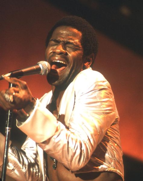 Best Love Songs for Your Valentine: Al Green - Let's Stay Together" Al Green Singer, Green Music, Smokey Robinson, Soul Artists, Soul Singers, Soul Funk, Best Love Songs, Neo Soul, Marvin Gaye