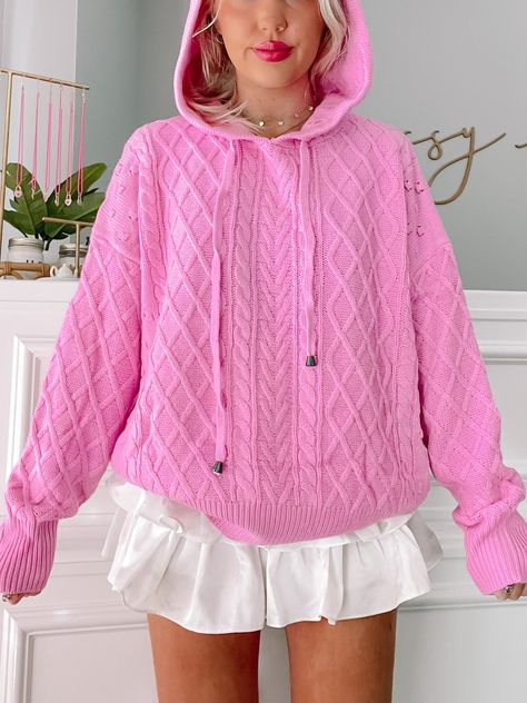 Knotty or Nice Pink Hoodie Sweater | Sassy Shortcake Lana Pink, Sassy Shortcake, Preppy Blogs, Pull Rose, Pink Pullover, Casual Preppy Outfits, Cute Comfy Outfits, Cute Everyday Outfits, Cool Sweaters