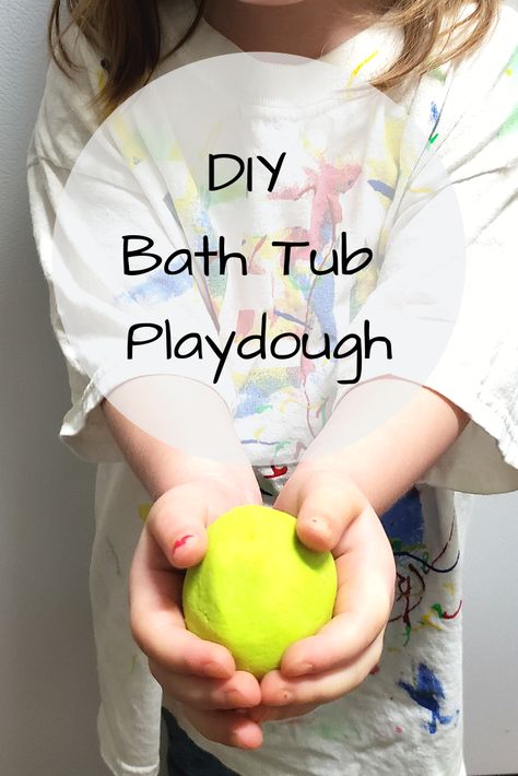 Toddler Bath Activities, Bath Activities For Toddlers, Bathtub Activities, Diy Bath Toys, Bath Time Activities, Bath Playdough, Bathtub Fun, Diy Bath Crayons Kids, How To Clean Bath Toys