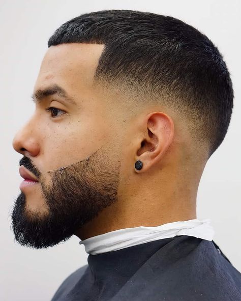 Barber Haircuts Mens, Hair Clipper Sizes, Caesar Haircut, Fade Haircut Styles, Low Skin Fade, Buzz Cut Hairstyles, Low Fade Haircut, Beard Fade, Tapered Haircut