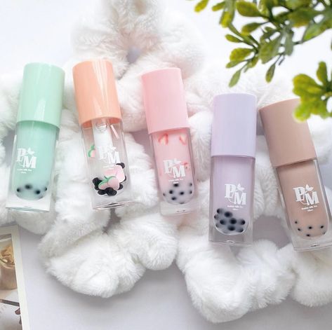 The Softer Side of Self Care | Bubble Milk Tea Gloss Set is sold out but we still have a few individual glosses left! It might be a bit before these are back so get them… | Instagram Lip Gloss Homemade, Lip Gloss Cosmetics, Lip Balm Collection, Bubble Milk Tea, Sephora Skin Care, Flavored Lip Gloss, Lip Gloss Collection, Gloss Labial, Lip Gloss Set