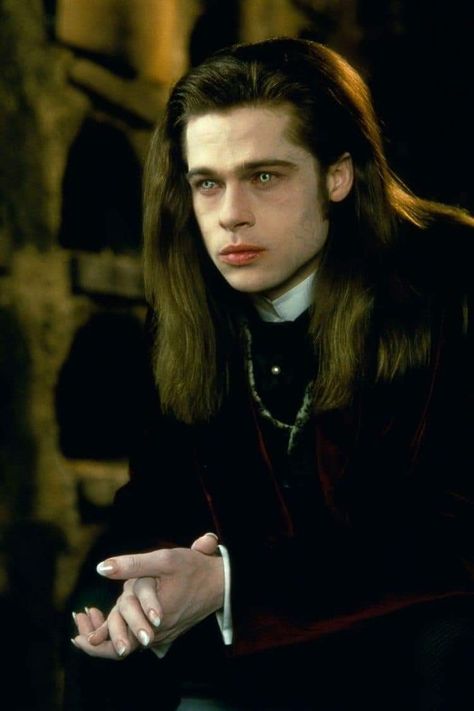 Brad Pitt Interview, Chiseled Jaw, Famous Vampires, Lestat And Louis, Vampire Film, Victorian Vampire, Perfect Abs, Aesthetic Cottage, Thelma Louise