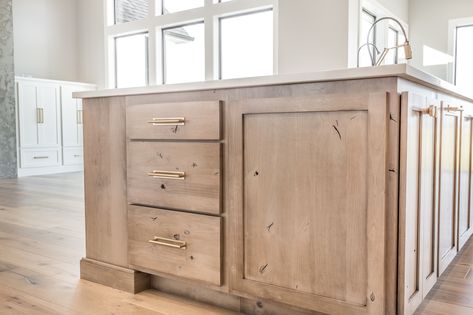 Alder Wood Kitchen Island, Stained Knotty Alder Kitchen Cabinets, Knotty Alder Kitchen Island, Painted Knotty Alder Cabinets, Knotty Alder Kitchen Cabinets Stains, Frau Blucher, Stained Knotty Alder Cabinets, Wood Shaker Cabinets, Knotty Alder Kitchen Cabinets