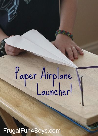 How to build a simple paper airplane launcher.  This takes ordinary airplanes to a whole new level! Paper Airplane Launcher, Airplane Launcher, Kid Science, Steam Activities, Engineering Projects, Paper Airplane, Stem Projects, Paper Airplanes, Halloween Crafts For Kids